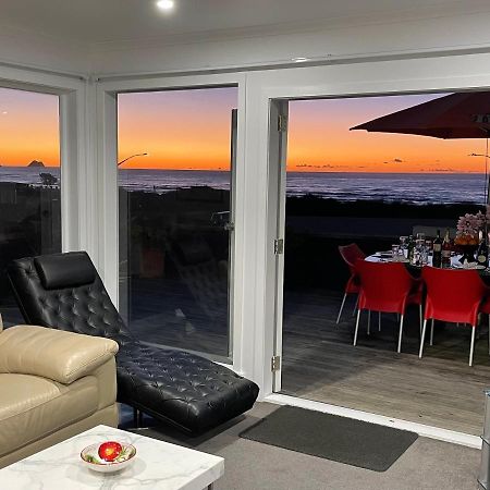 Ocean Front East End Beach House New Plymouth Eksteriør bilde