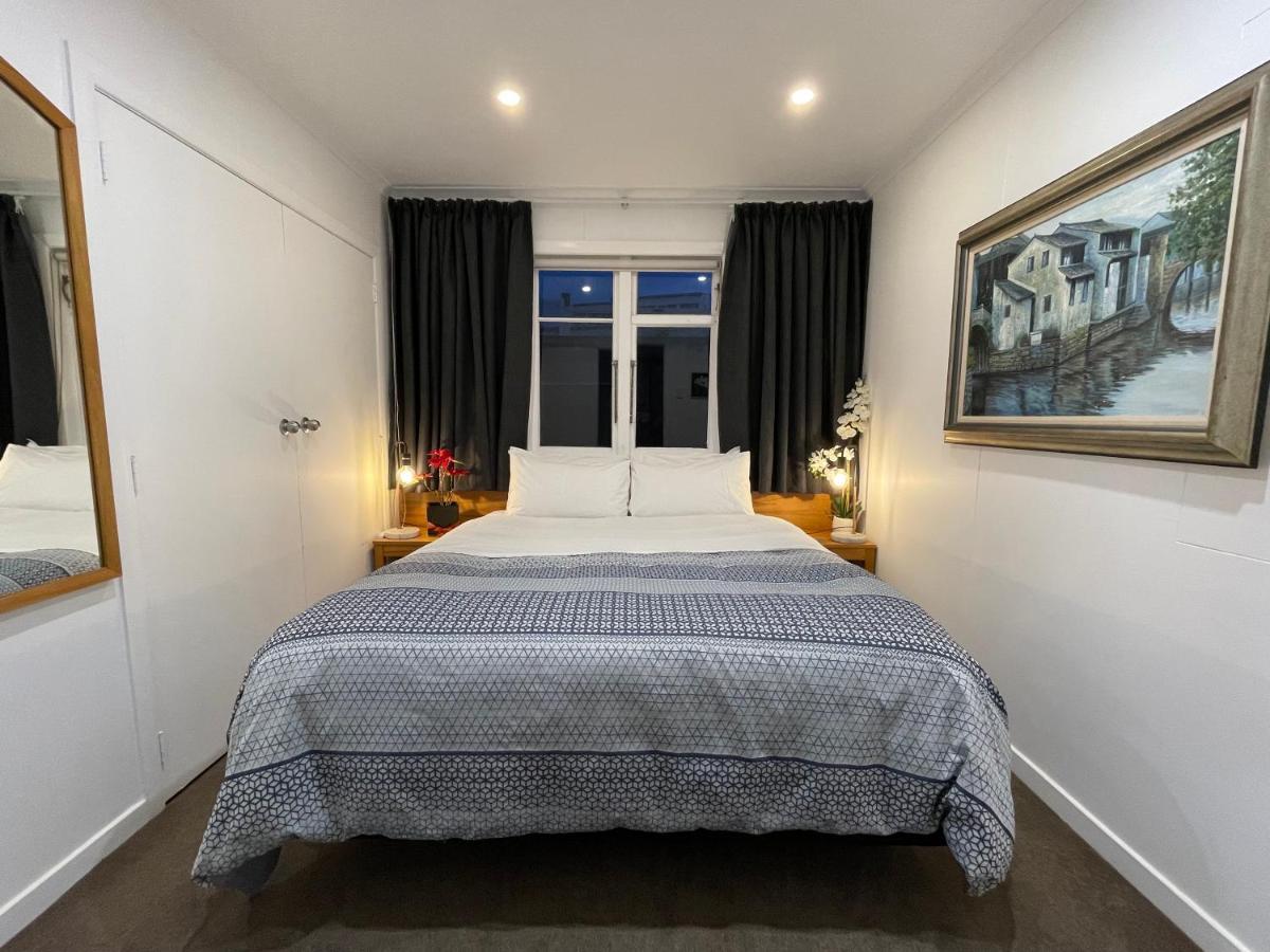 Ocean Front East End Beach House New Plymouth Eksteriør bilde